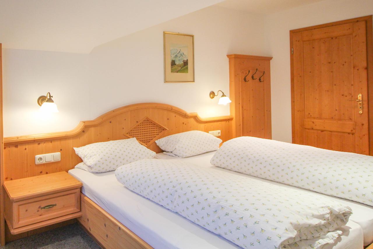 Apartments- Und Ferienhaus Anton Garmisch-Partenkirchen Esterno foto