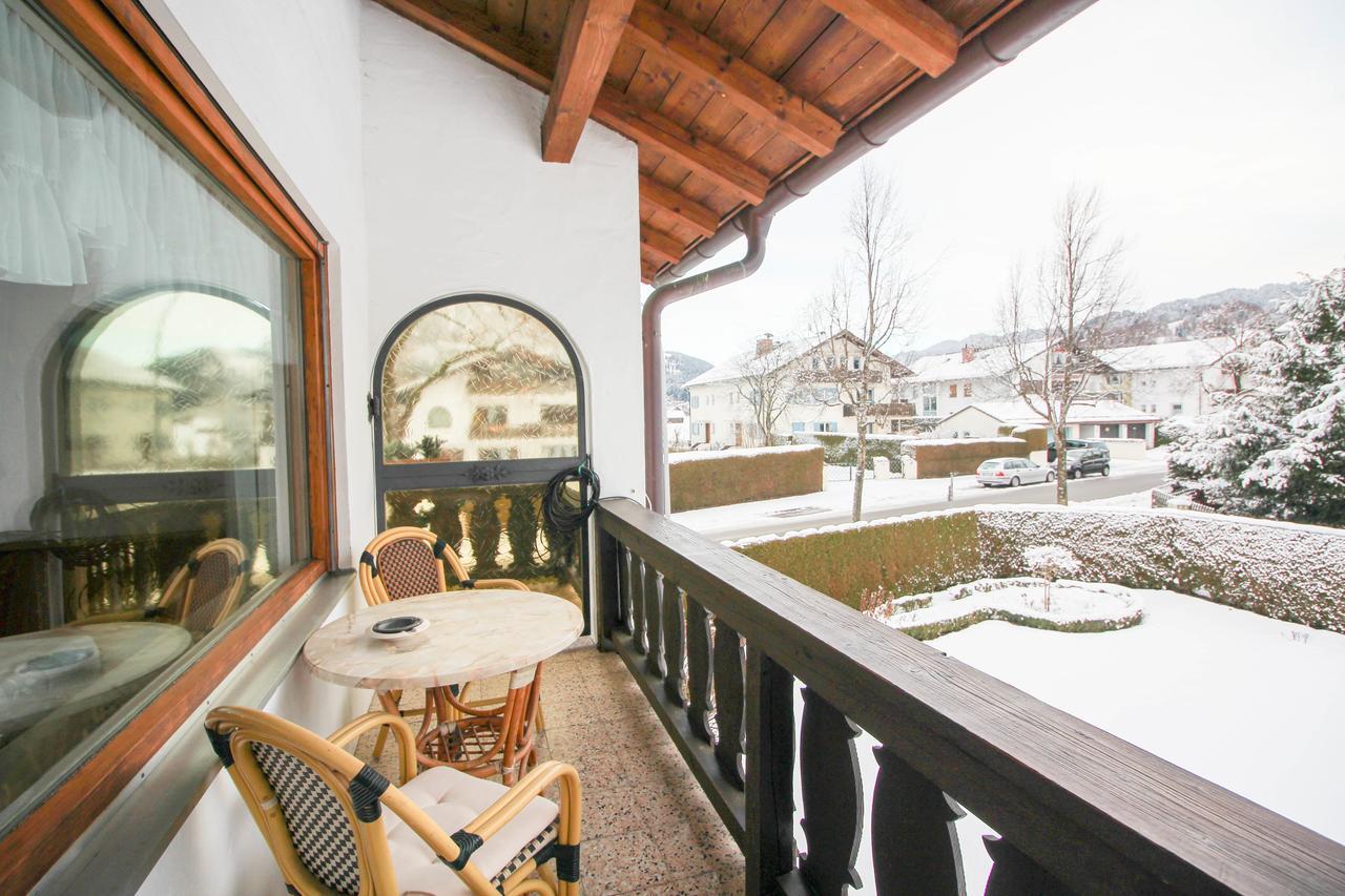 Apartments- Und Ferienhaus Anton Garmisch-Partenkirchen Esterno foto